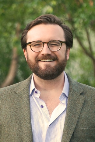 Dr. Maxwell Mikelić
